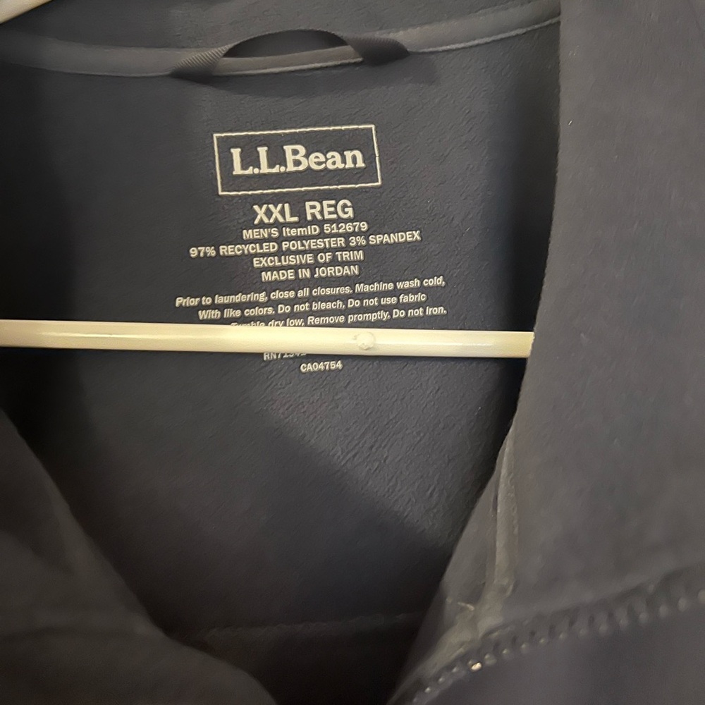 Men's Bean's Windproof Softshell Jacket - image 2